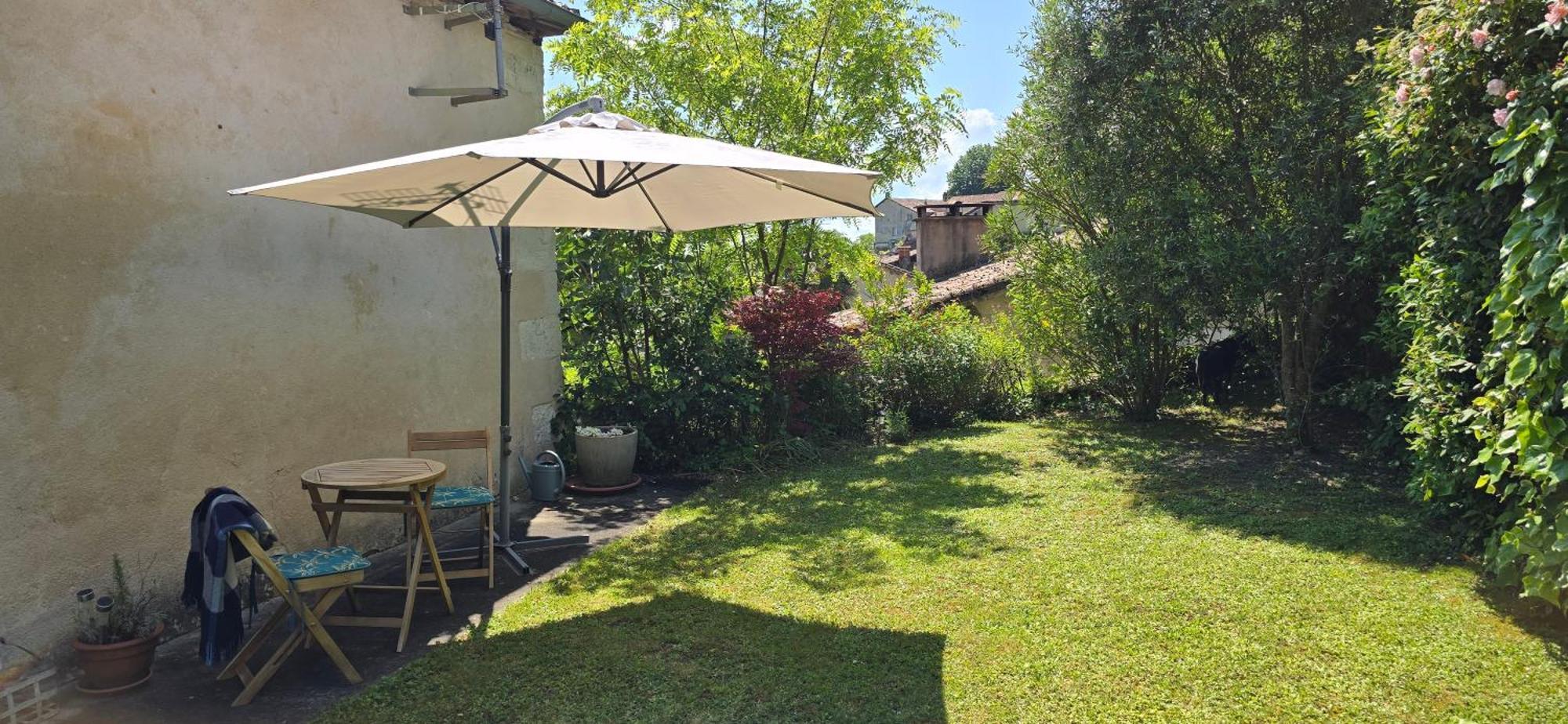 La Maison Du Tourniquet Aubeterre-sur-Dronne Eksteriør billede